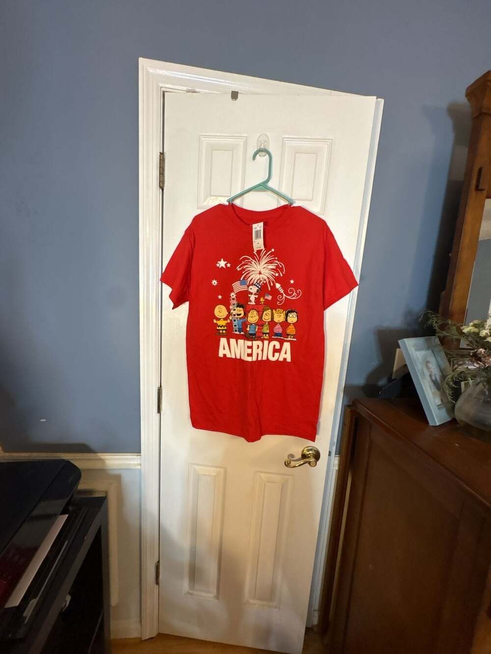 Peanuts Snoopy America Fourth of July Graphic T-Shirt Size M
